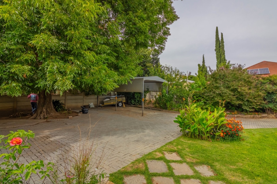 4 Bedroom Property for Sale in Suidrand Free State